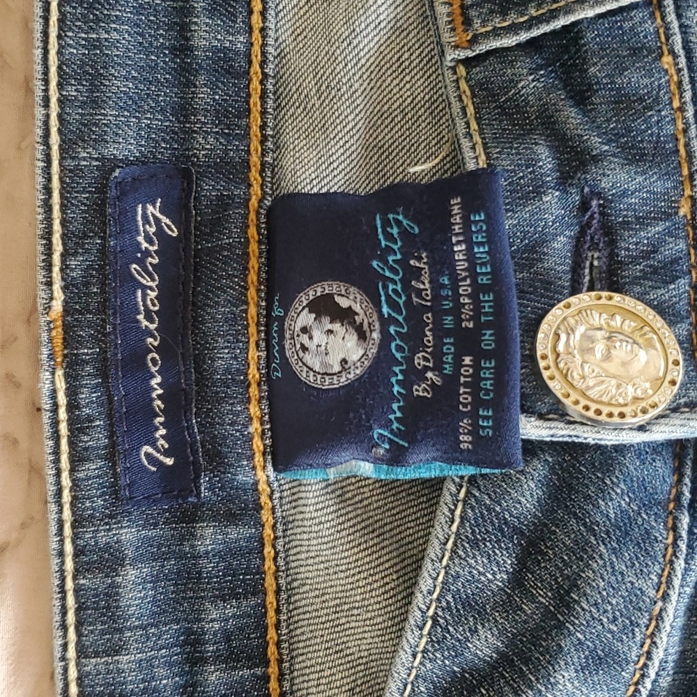 Jeans - Picture 3 of 4